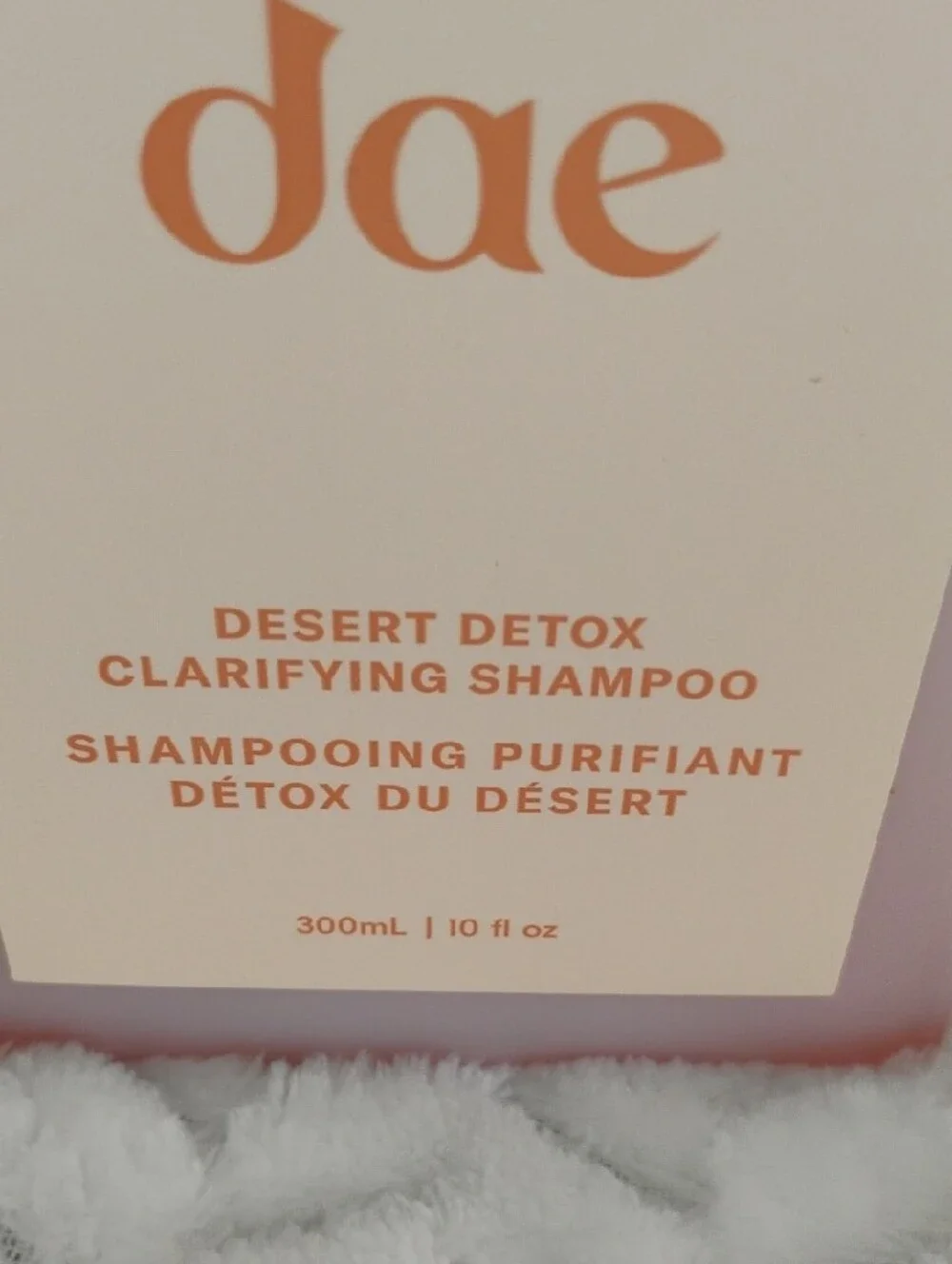 Brand New American Eagle Outfitters Dae Desert Detox Clarifying Shampoo - Peach